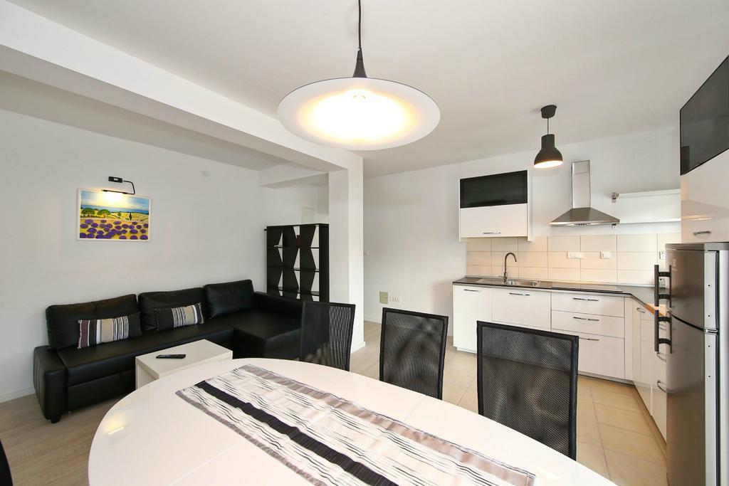 Apartments Matkovic Свети свети Филип и Яков Екстериор снимка